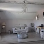 D'hote Les Ondines Bed & Breakfast