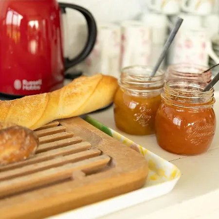 D'hote Les Ondines Bed & Breakfast