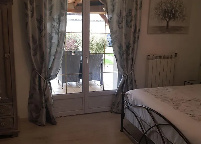 D'hote Les Ondines לינה וארוחת בוקר